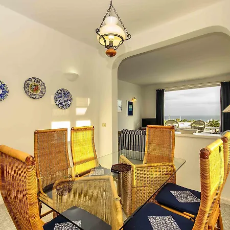 Villa Del Puerto, Pool Sun 펜션 푸에르토카레로
